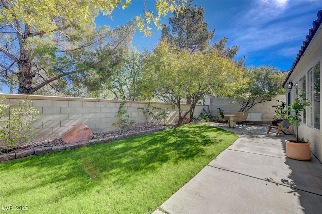 224 Misty Garden Street Henderson, NV 89012 - Photo 52 of 71