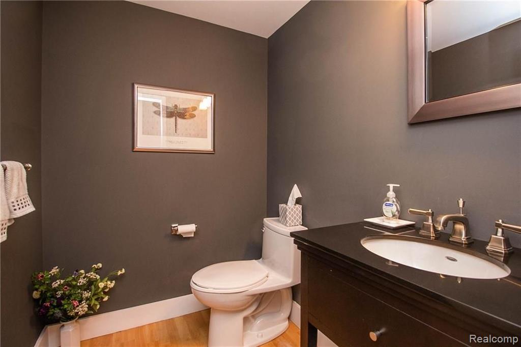 5388 Parkgrove Road, Unit 21 Ann Arbor, MI 48103 - Photo 21 of 35