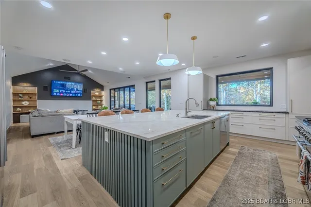 $1,100,000 | 625 Atlas Ranch Road, Montreal, MO 65591