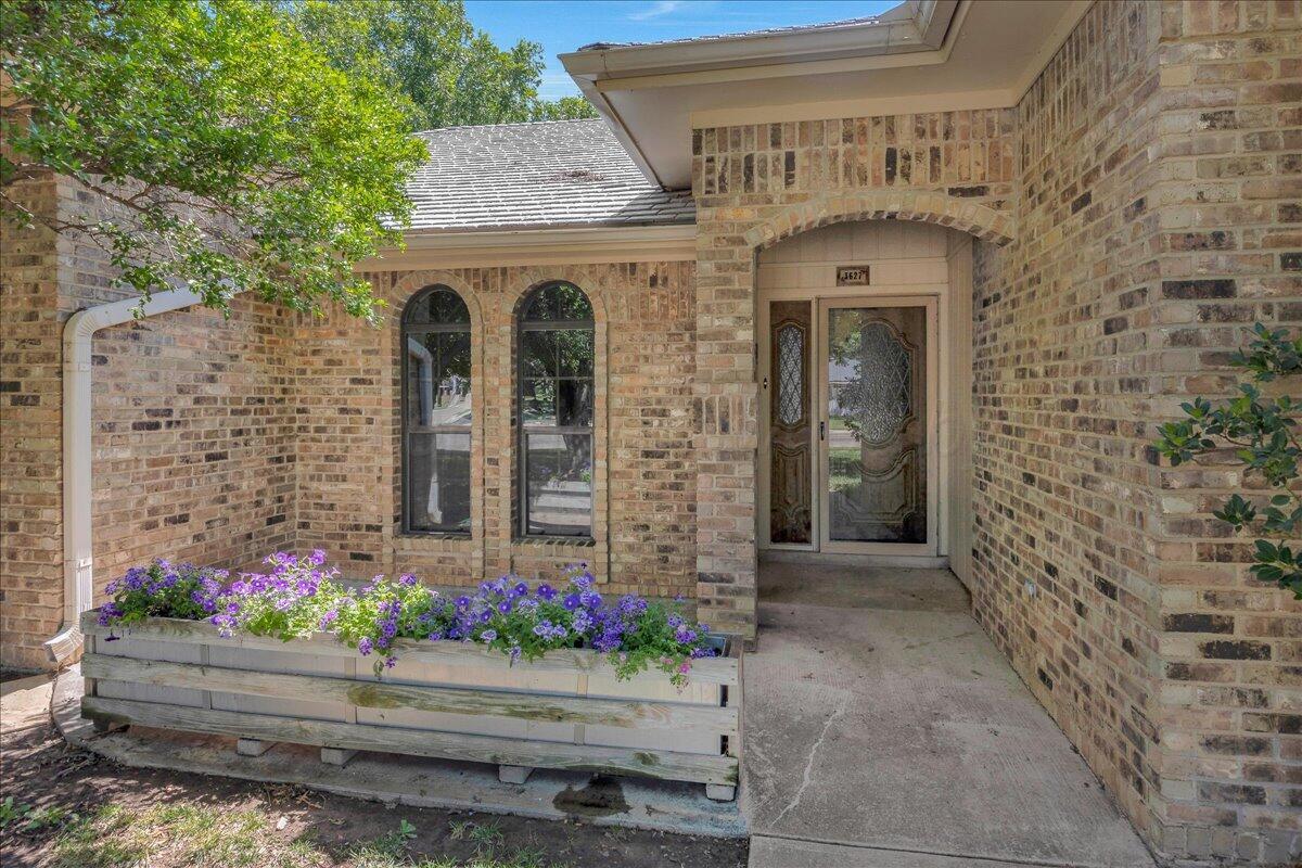 3627 Tripp Avenue Amarillo, TX 79121 - Photo 11 of 31 Front Entry