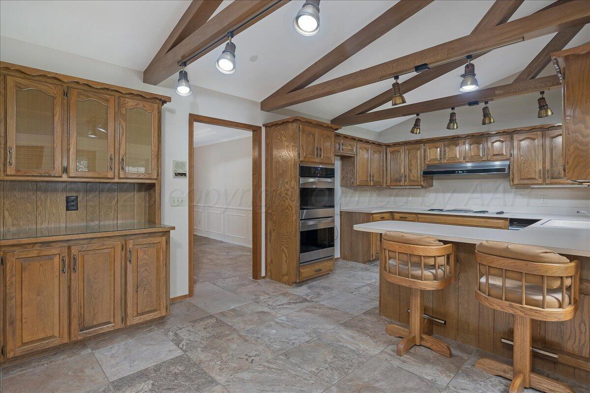3627 Tripp Avenue Amarillo, TX 79121 - Photo 5 of 31 Kitchen