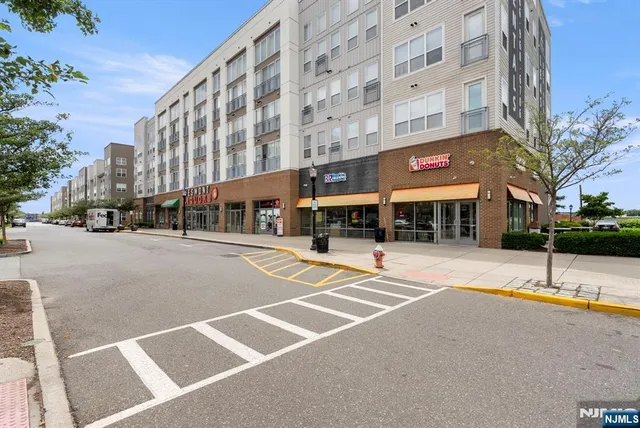 a building view with outdoor space