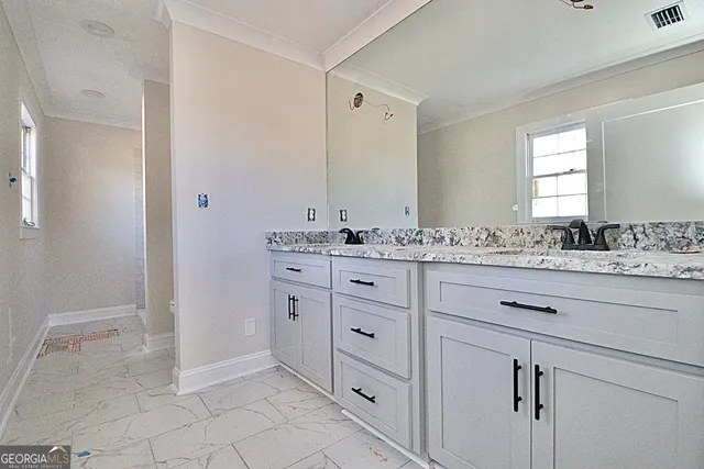 $379,900 | 2416 Westwood Drive, Valdosta, GA 31602