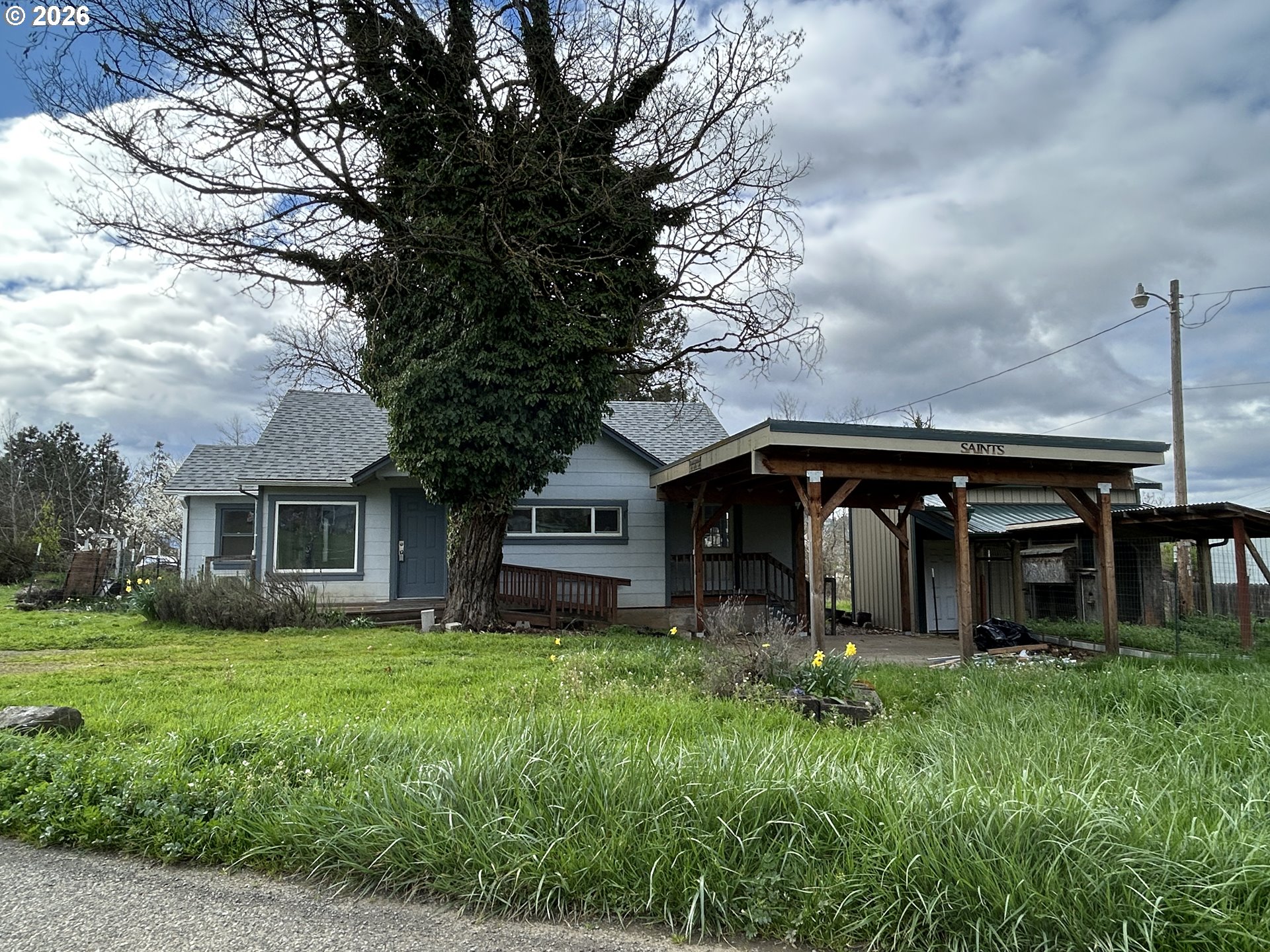 1764 Old Town Loop Road Oakland, OR 97462 - Photo 3 of 25 Gallery Image 3