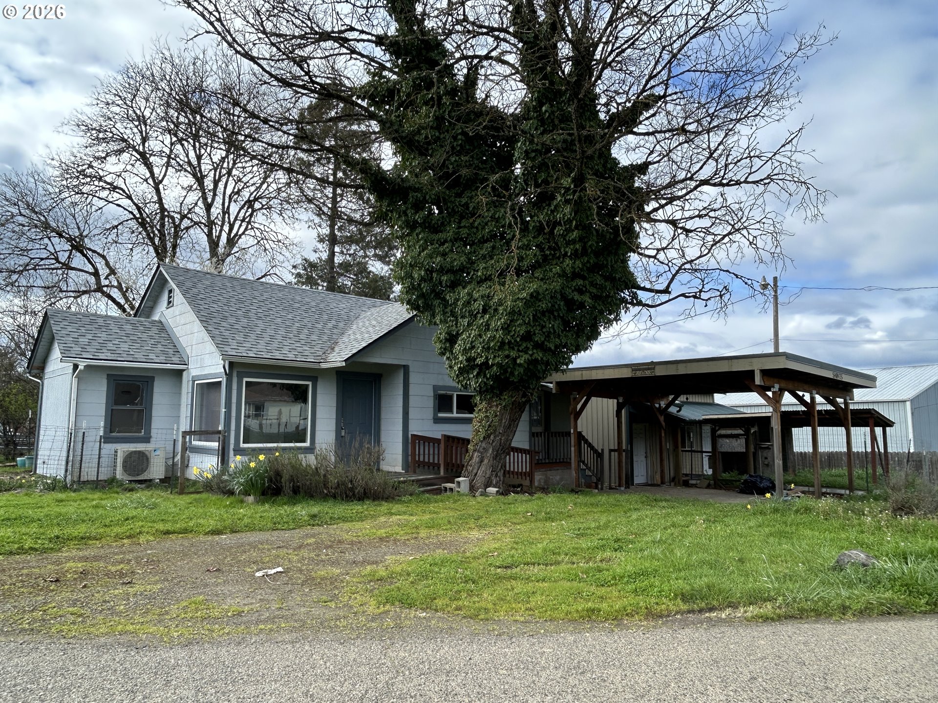 1764 Old Town Loop Road Oakland, OR 97462 - Photo 5 of 25 Gallery Image 5