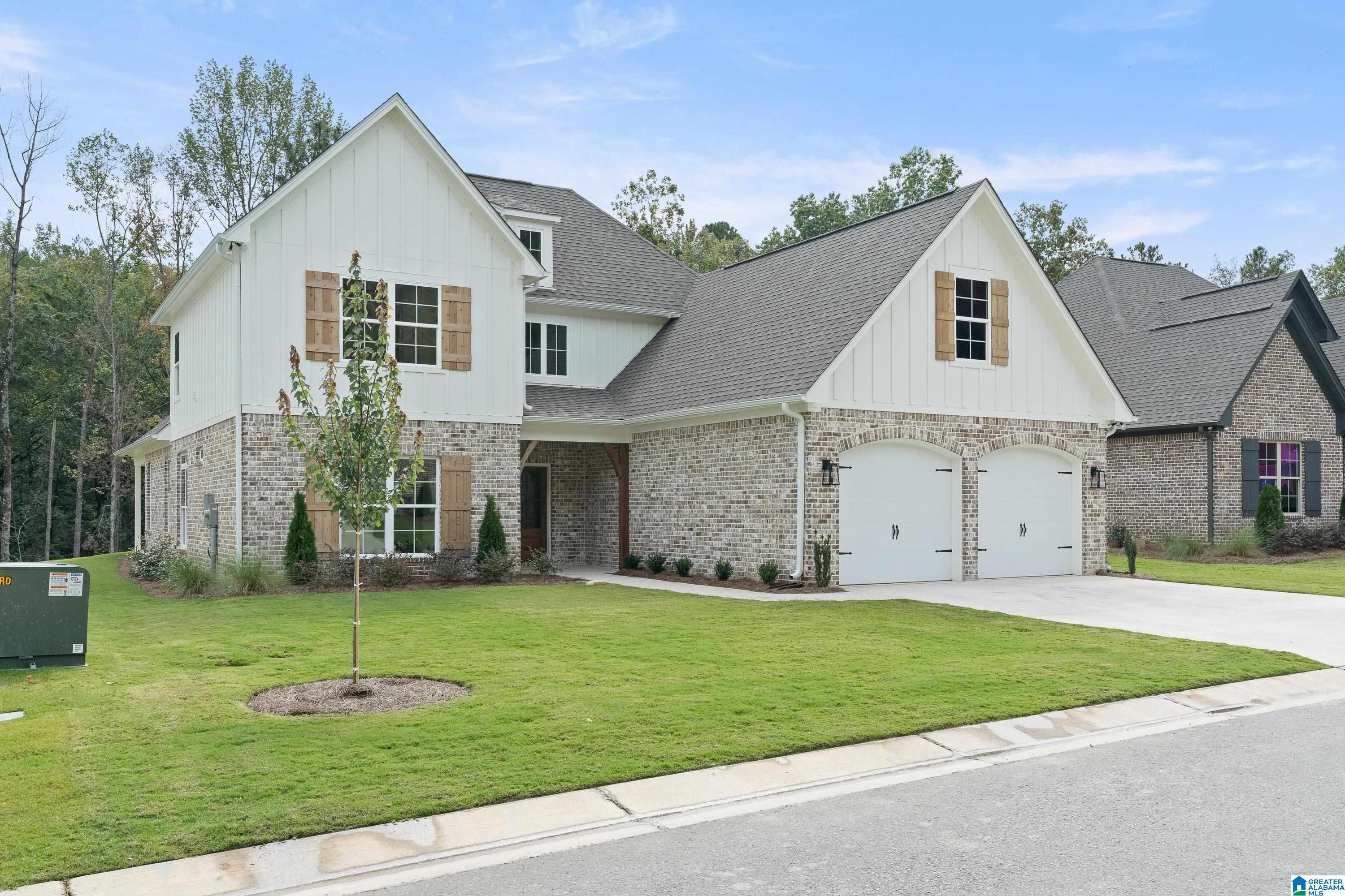 306 Kinross Circle Pelham, AL 35124 - Photo 2 of 49