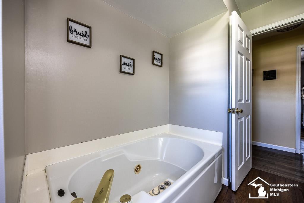 9676 Minx Road Temperance, MI 48182 - Photo 35 of 52