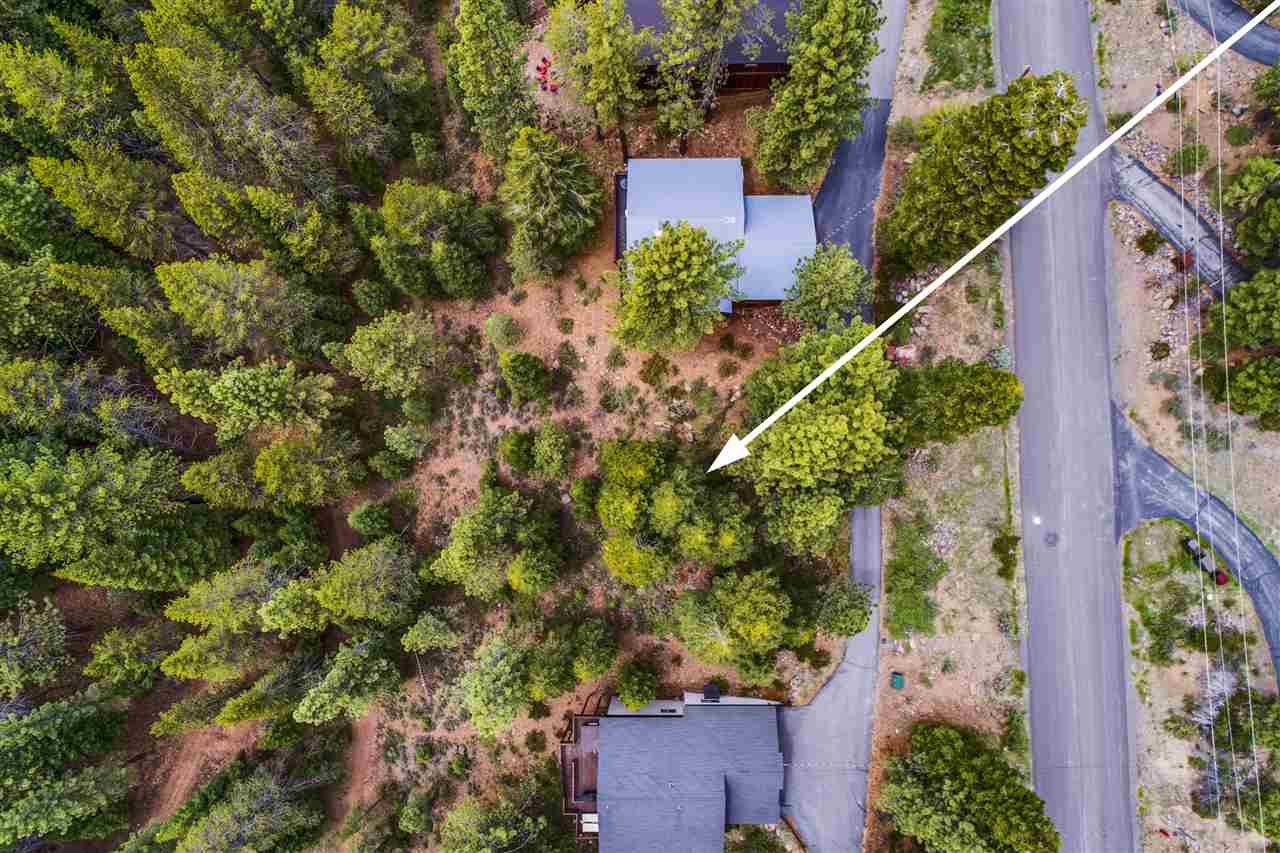 11813 Kitzbuhel Road Truckee, CA 96161 - Photo 12 of 15 Gallery Image 12