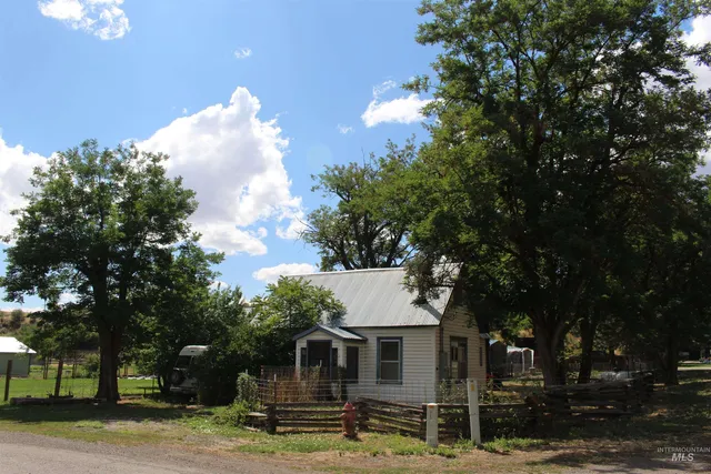 $199,000 | 95 North Weiser Street, Midvale, ID 83645