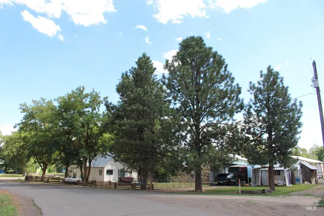 $199,000 | 95 North Weiser Street, Midvale, ID 83645