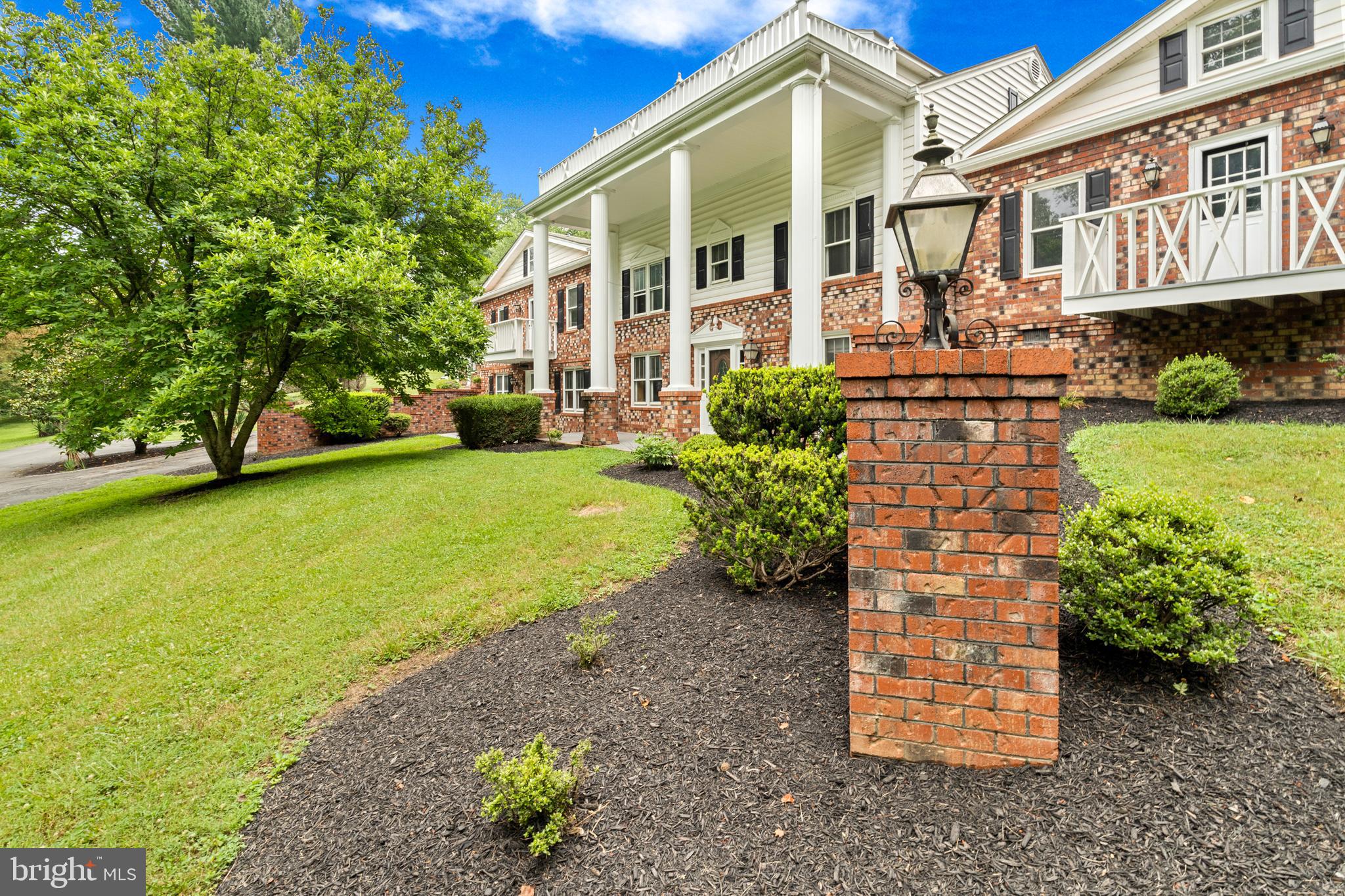 18189 Sands Road Purcellville, VA 20132 - Photo 6 of 145