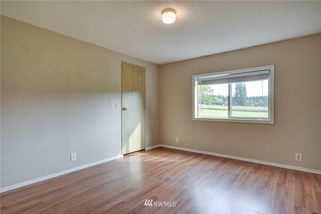 1294 Crosby Road Oak Harbor, WA 98277 - Photo 14 of 25 Gallery Image 14