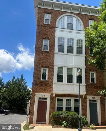 $3,650 | 123 Bucksfield Road, Unit 123, Gaithersburg, MD 20878