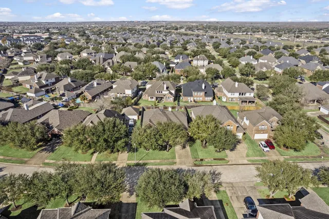 $472,700 | 21510 Cozy Hollow Lane, Richmond, TX 77469