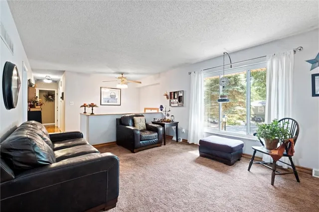 $300,000 | 517 Northeast Johnston Drive, Blue Springs, MO 64014