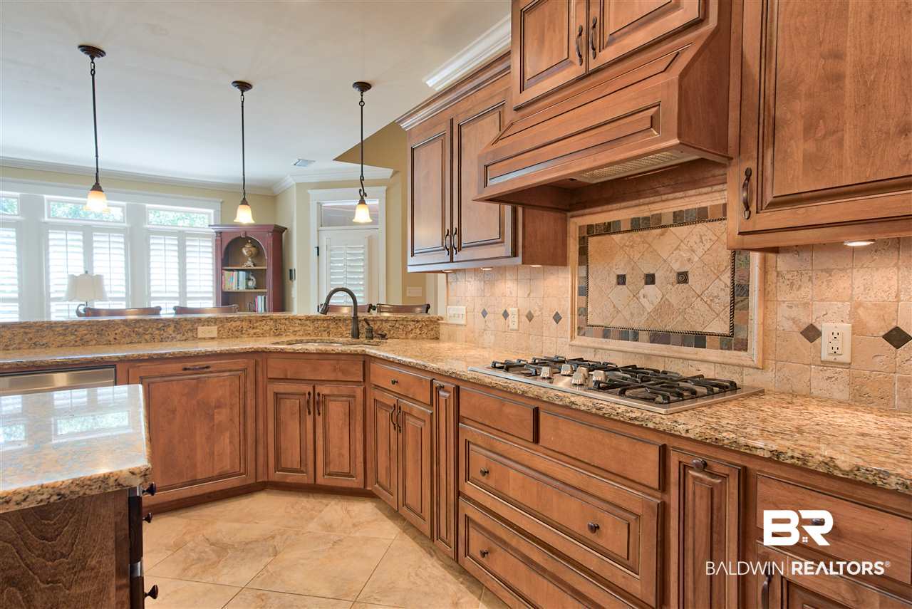 466 Dover Street Fairhope, AL 36532 - Photo 8 of 40