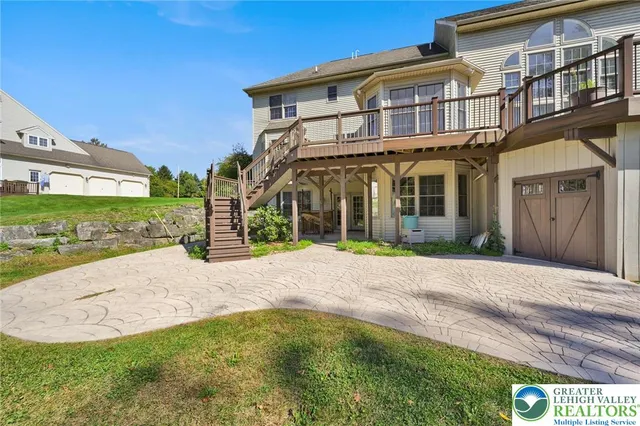 $875,000 | 6718 Overlook Court, Allentown, PA 18106