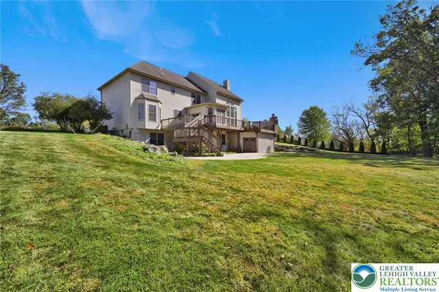 $875,000 | 6718 Overlook Court, Allentown, PA 18106