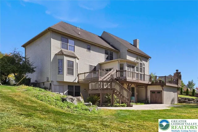 $875,000 | 6718 Overlook Court, Allentown, PA 18106