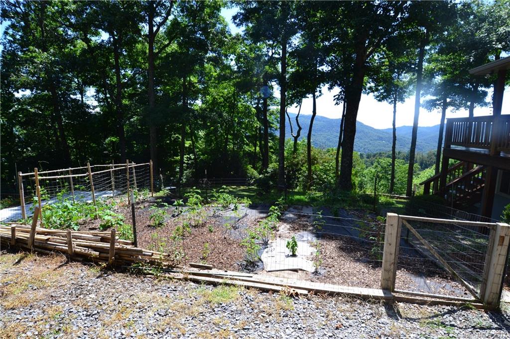 25 Rocky Knob Road Fairview, NC 28730 - Photo 11 of 24 Gallery Image 11