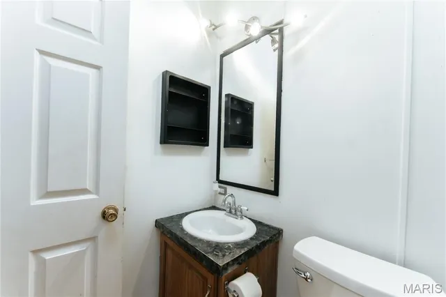 $157,500 | 33 Civey Boulevard, Bixby, MO 65439