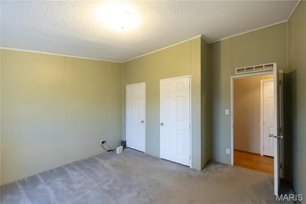 $157,500 | 33 Civey Boulevard, Bixby, MO 65439