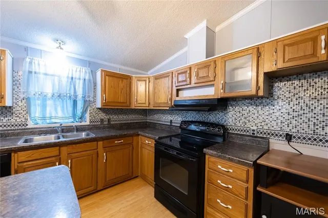 $157,500 | 33 Civey Boulevard, Bixby, MO 65439