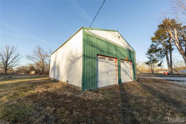 $157,500 | 33 Civey Boulevard, Bixby, MO 65439