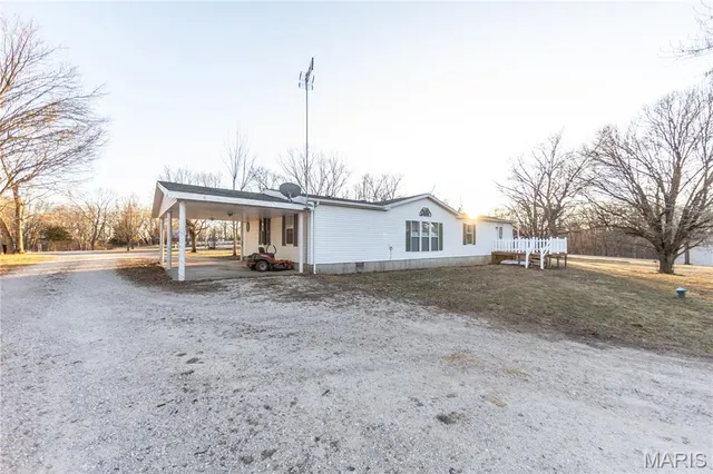 $157,500 | 33 Civey Boulevard, Bixby, MO 65439