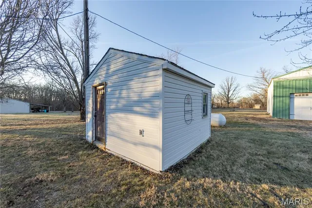 $157,500 | 33 Civey Boulevard, Bixby, MO 65439