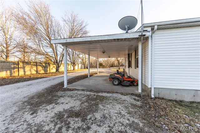 $157,500 | 33 Civey Boulevard, Bixby, MO 65439