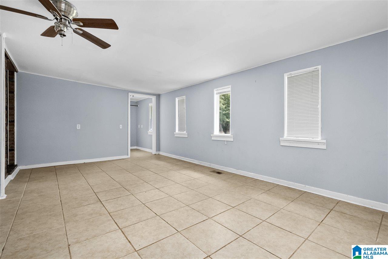 3743 Hilltop Road Southeast Bessemer, AL 35022 - Photo 15 of 29