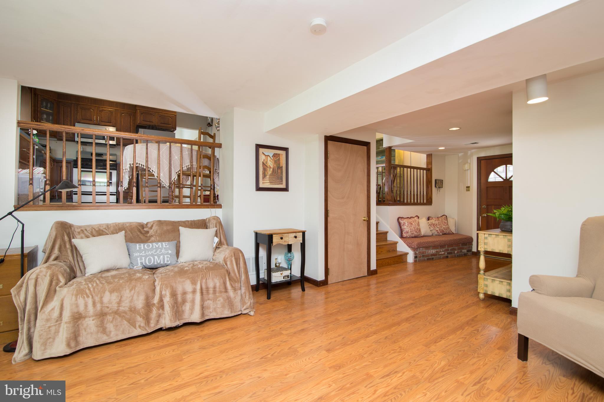 806 Edgemoor Road Cherry Hill, NJ 08034 - Photo 8 of 46 Family Room