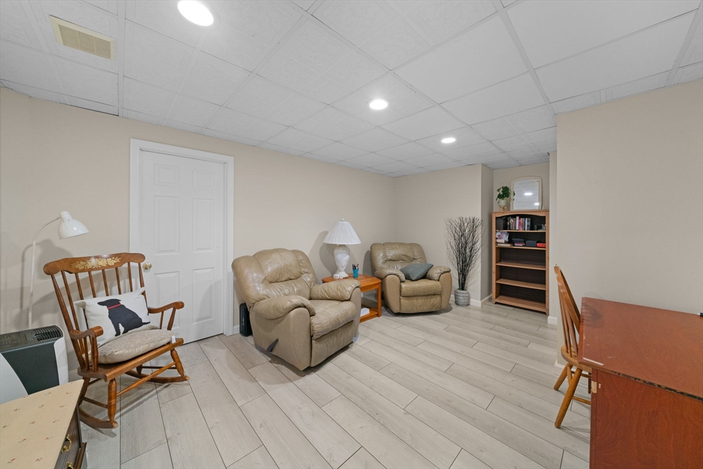 53 Metacomet Road Middleboro, MA 02346 - Photo 27 of 42 Gallery Image 27