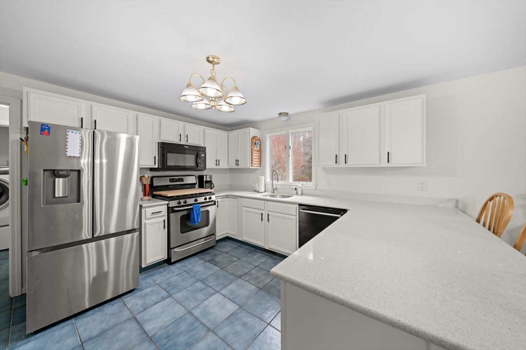 53 Metacomet Road Middleboro, MA 02346 - Photo 5 of 42 Gallery Image 5