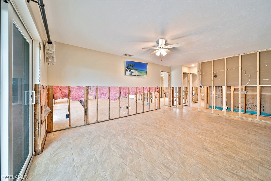 1113 Sand Castle Road Sanibel, FL 33957 - Photo 31 of 50 a view of a livingroom with entryway