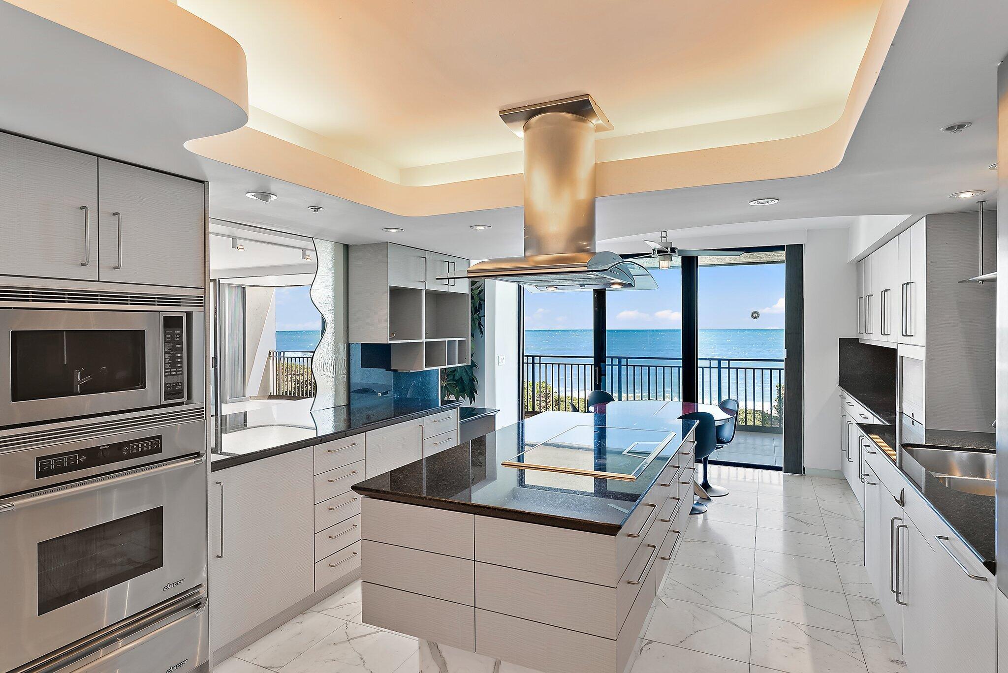 19750 South Beach Road, Unit 2050 Jupiter, FL 33469 - Photo 12 of 44 012-063-19750BeachRd-205-Jupiter-SMALL