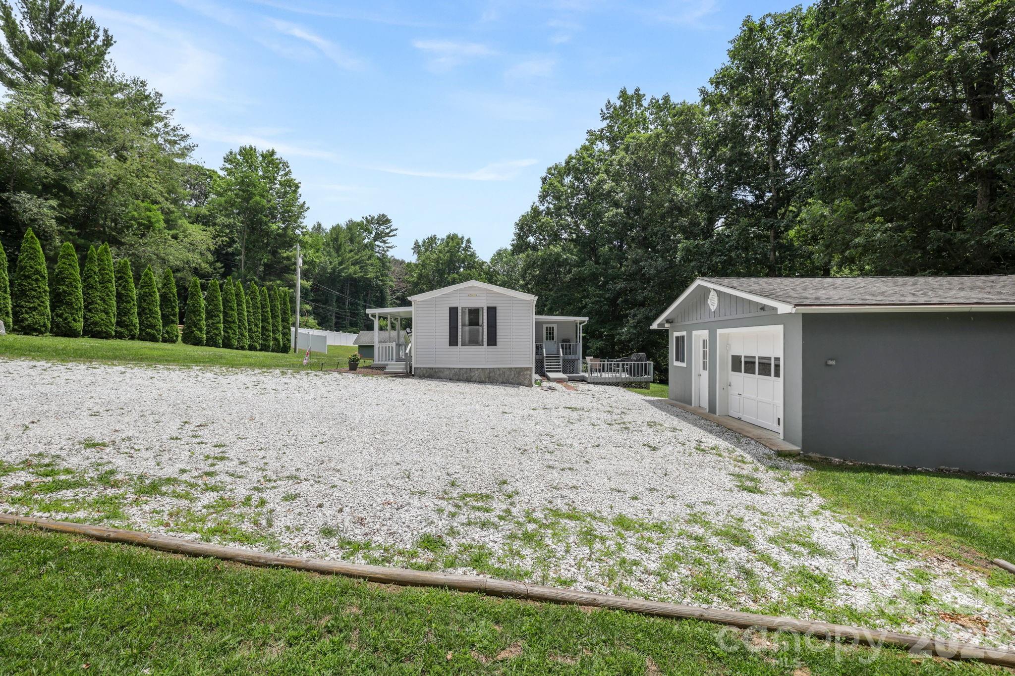 229 Concord Road Asheville, NC 28803 - Photo 8 of 41