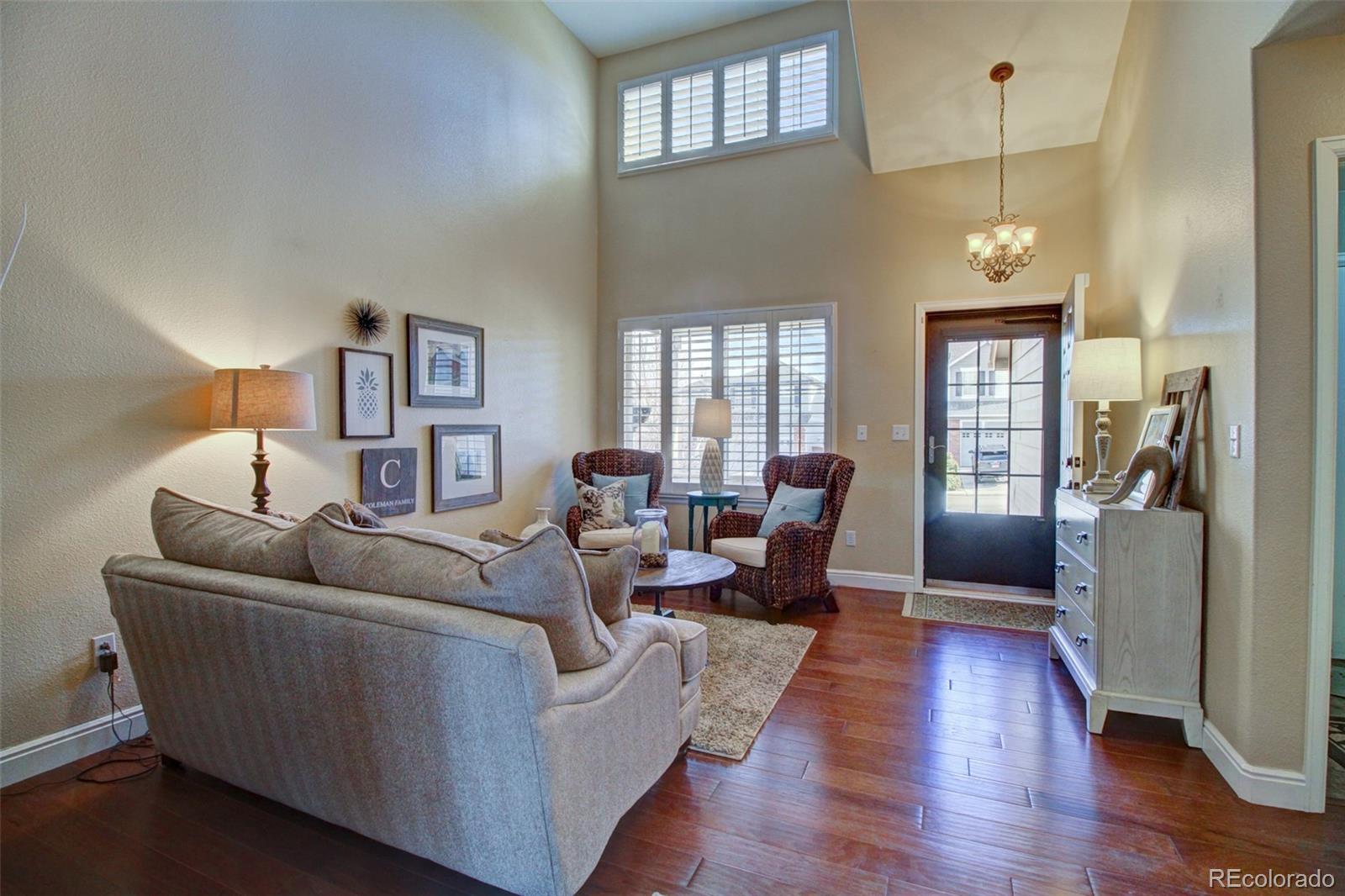 10322 South Rotherwood Circle Highlands Ranch, CO 80130 - Photo 4 of 31 Gallery Image 4