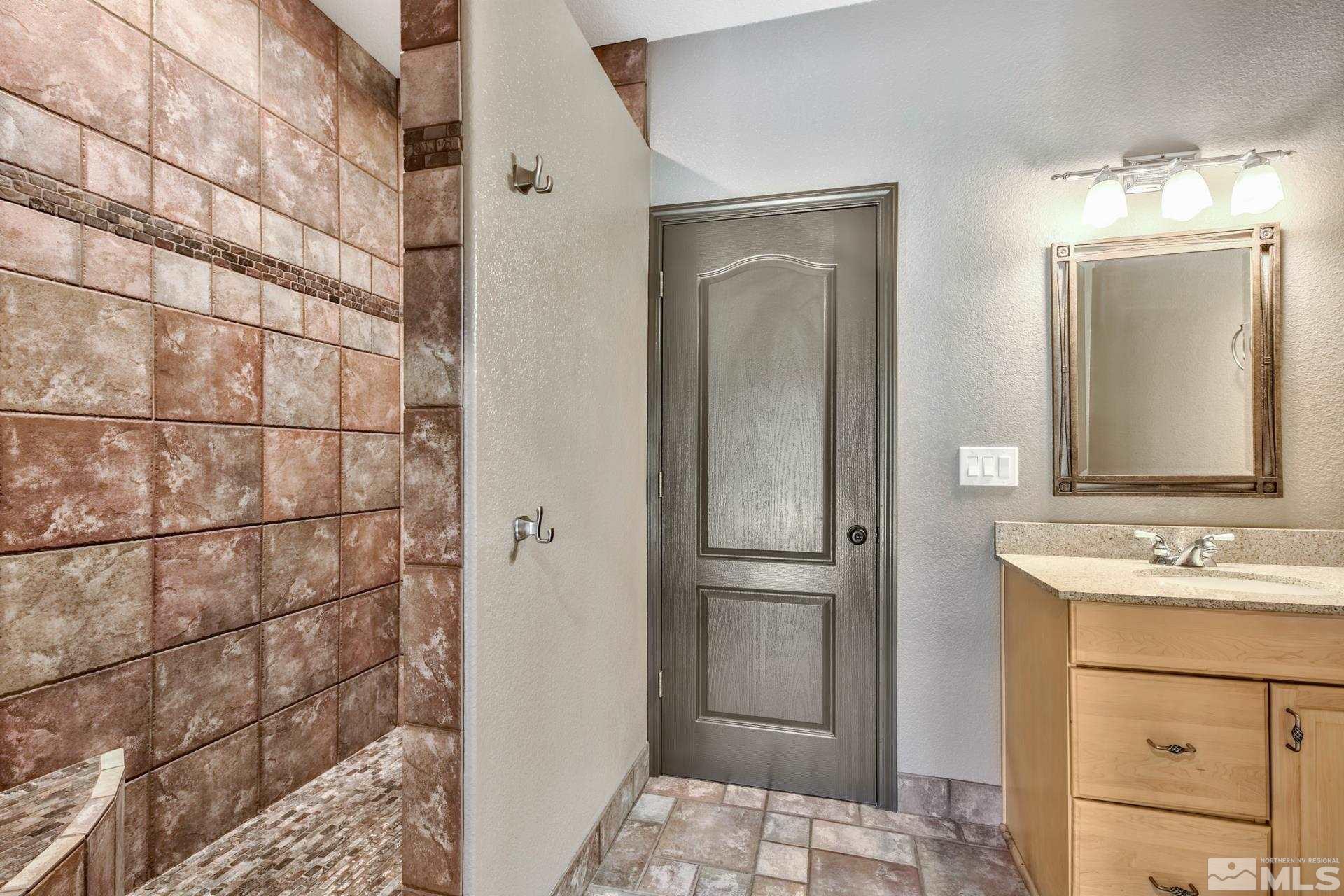 1140 Flanders Road Reno, NV 89511 - Photo 15 of 39 Photo 15