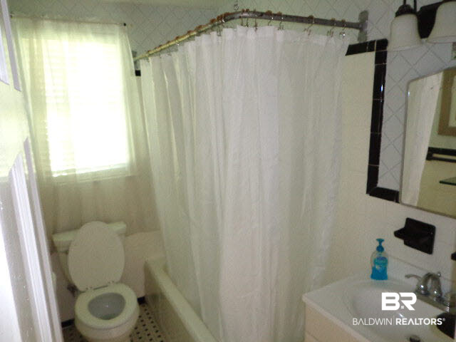 214 Upham Street Mobile, AL 36607 - Photo 9 of 14