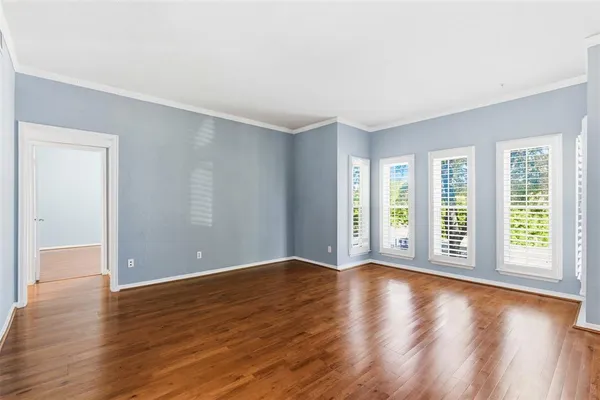 $275,000 | 4320 Bellaire Drive South, Unit 221W, Fort Worth, TX 76109