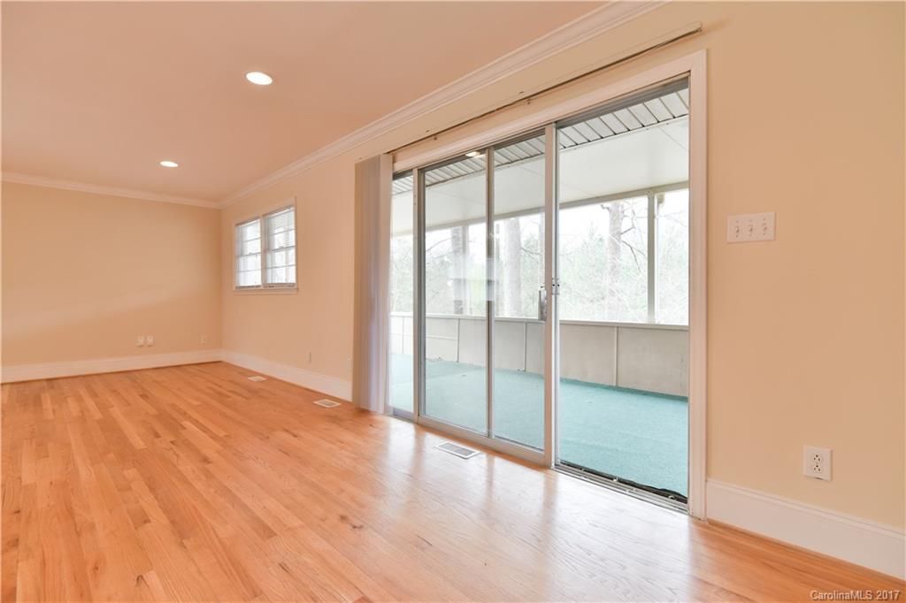 6740 Burlwood Road Charlotte, NC 28211 - Photo 3 of 24