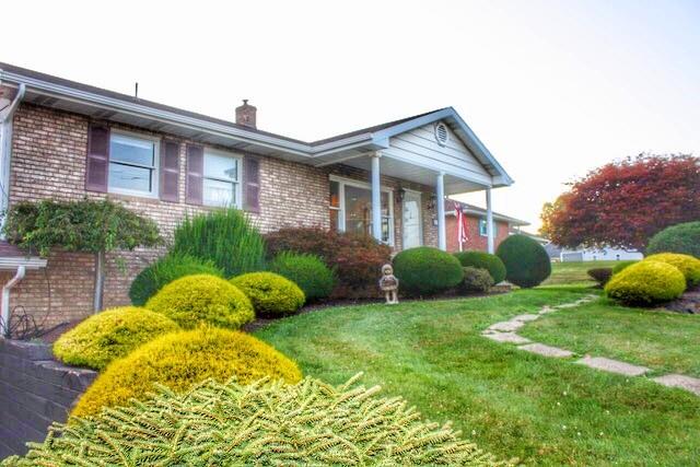 2616 Ridgewood Court New Castle, PA 16101 - Photo 1 of 15 Gallery Image 1