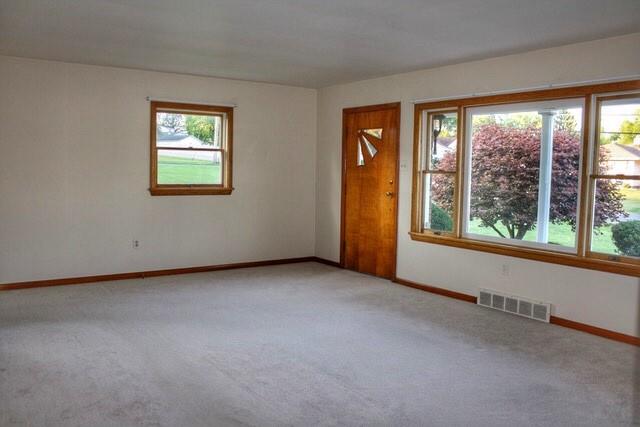 2616 Ridgewood Court New Castle, PA 16101 - Photo 3 of 15 Gallery Image 3