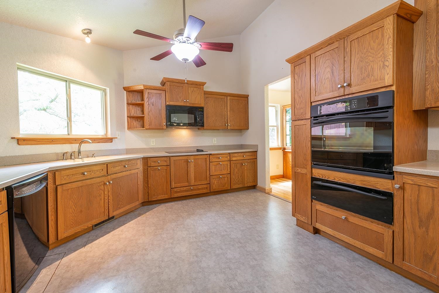 15792 York Center Road Thomson, IL 61285 - Photo 21 of 55