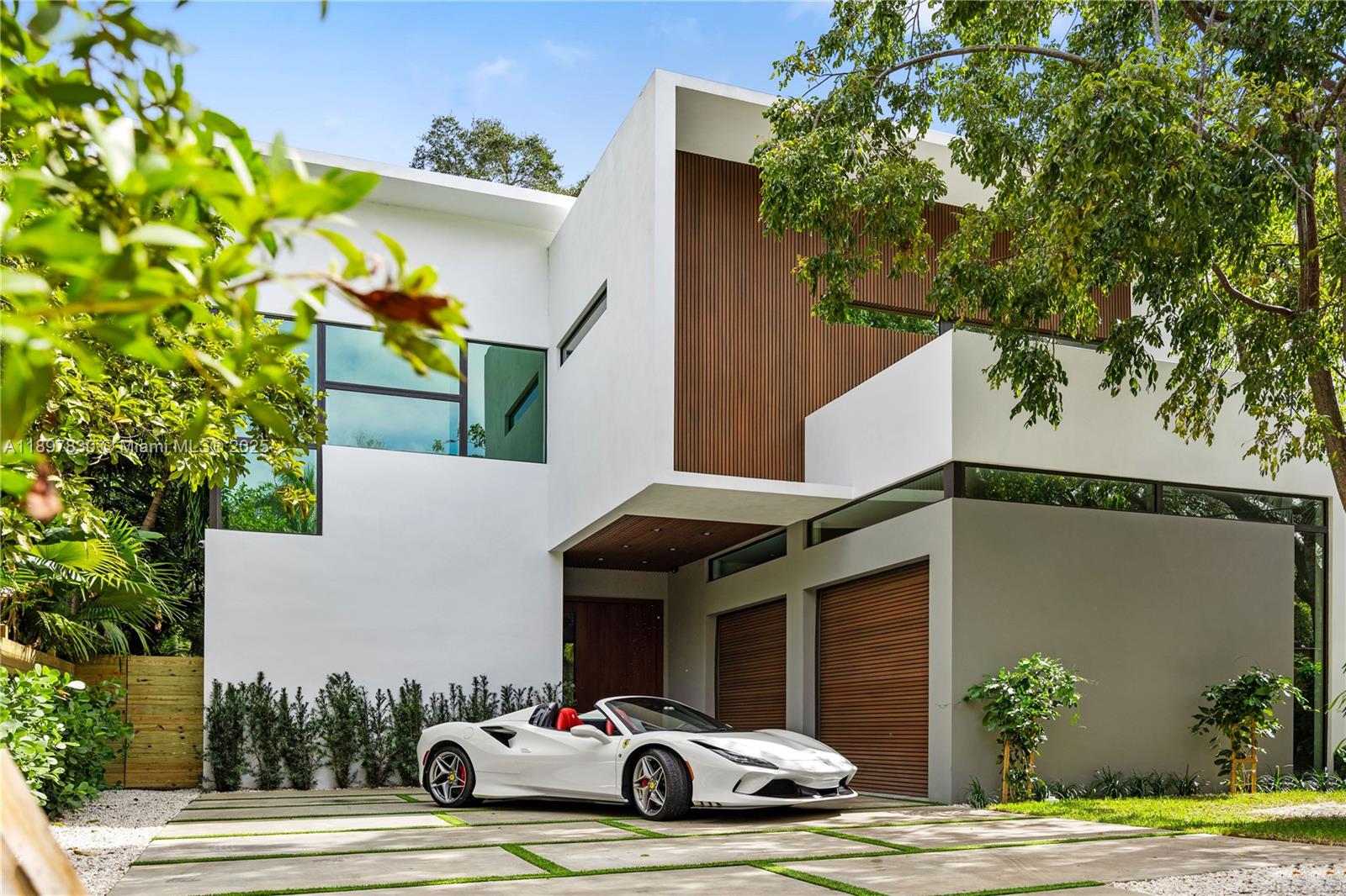 2805 Freeman Street Miami, FL 33133 - Photo 3 of 74 Gallery Image 3