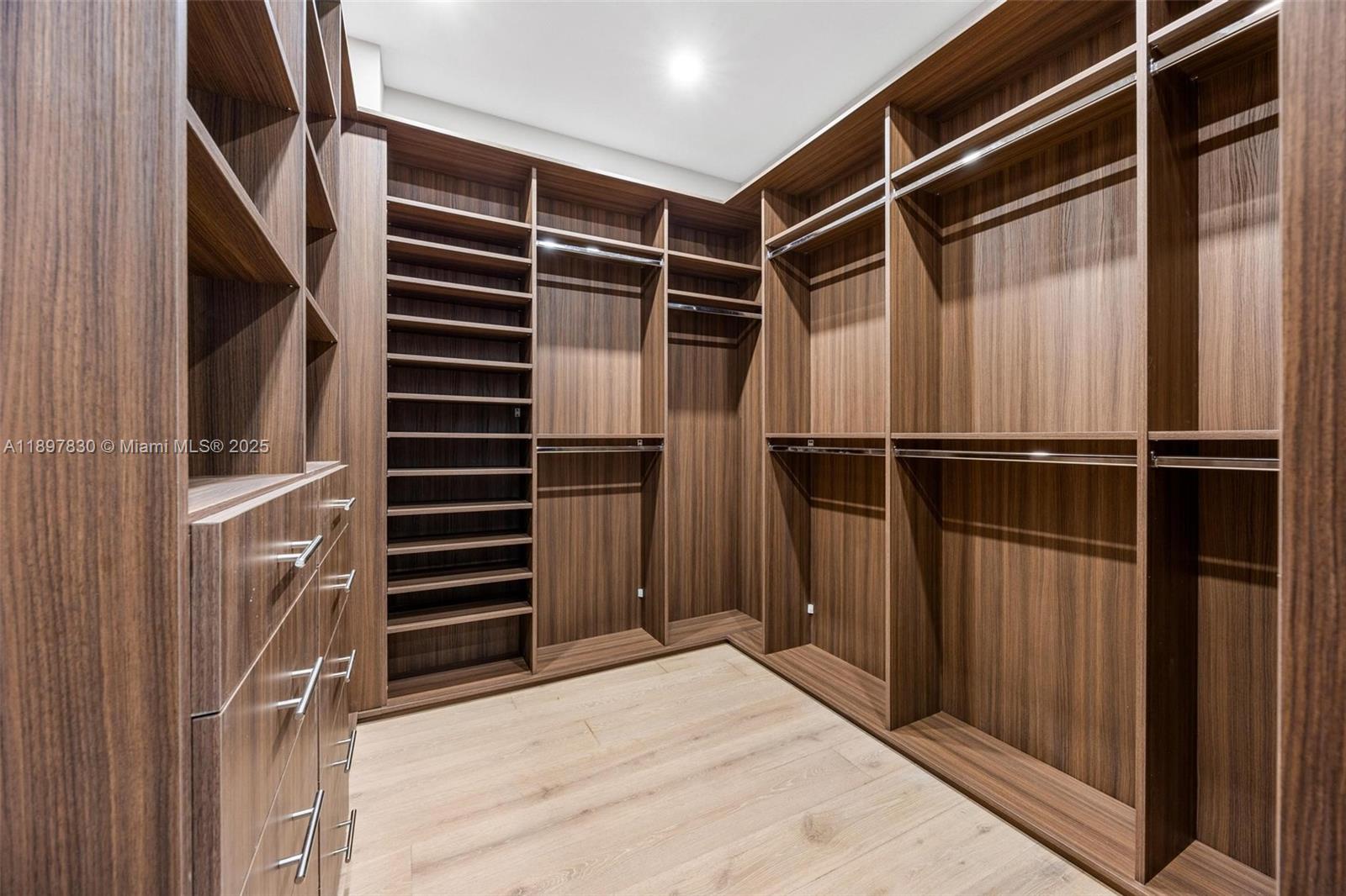 2805 Freeman Street Miami, FL 33133 - Photo 35 of 74 Gallery Image 35