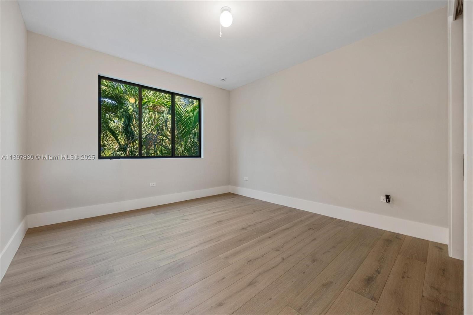 2805 Freeman Street Miami, FL 33133 - Photo 47 of 74 Gallery Image 47