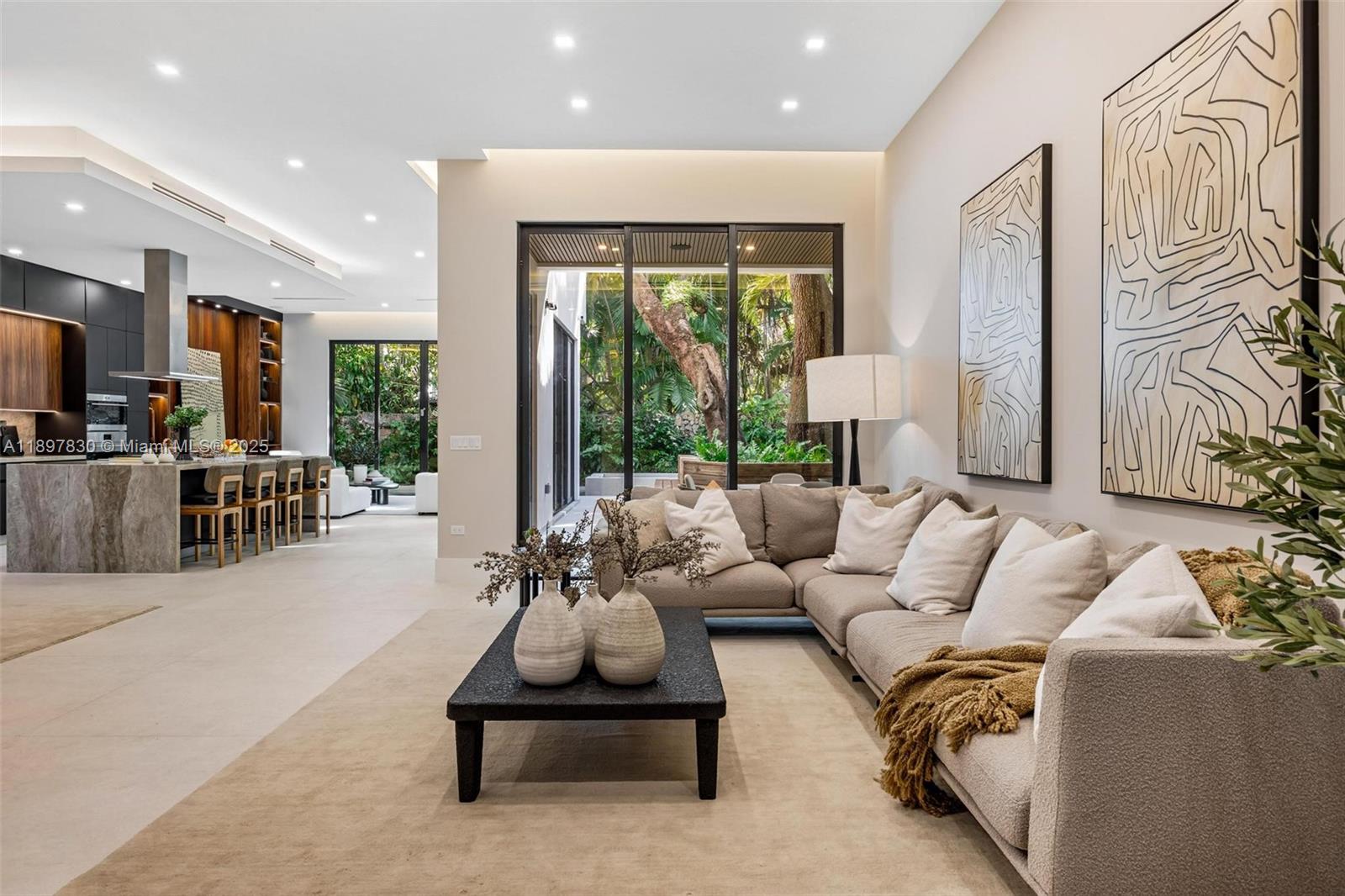 2805 Freeman Street Miami, FL 33133 - Photo 6 of 74 Gallery Image 6